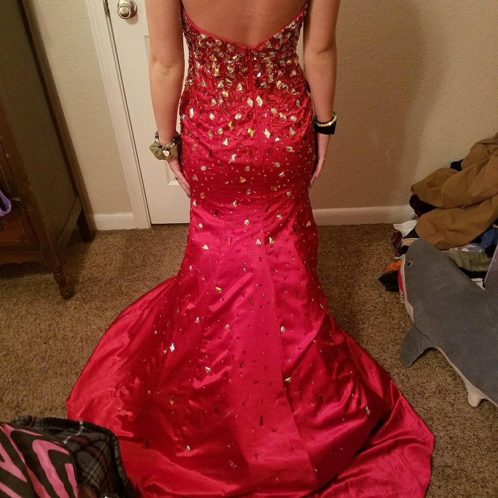 Prom dress - Picture 2 of 3